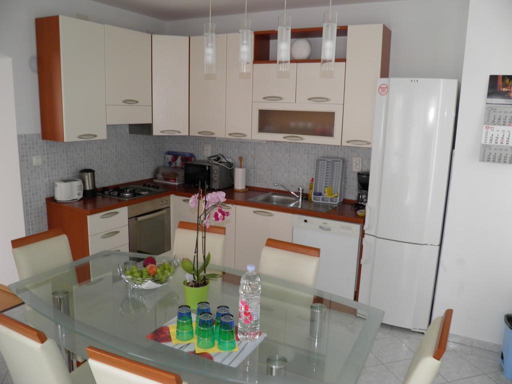Apartmani Galeb Biograd Na Moru Eksteriør bilde