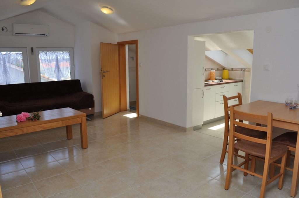Apartmani Galeb Biograd Na Moru Eksteriør bilde